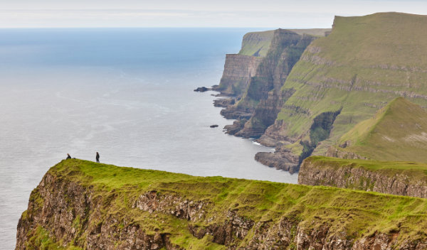 Ausblick von der Steilküste - Suðuroy